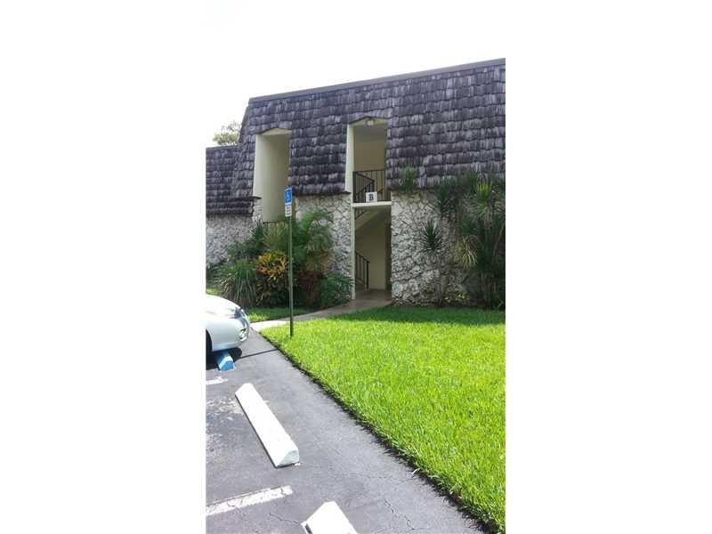 Property photo for Oakland Park, FL