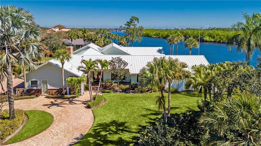 Property photo for 525 SW Perth Place, Palm City, FL