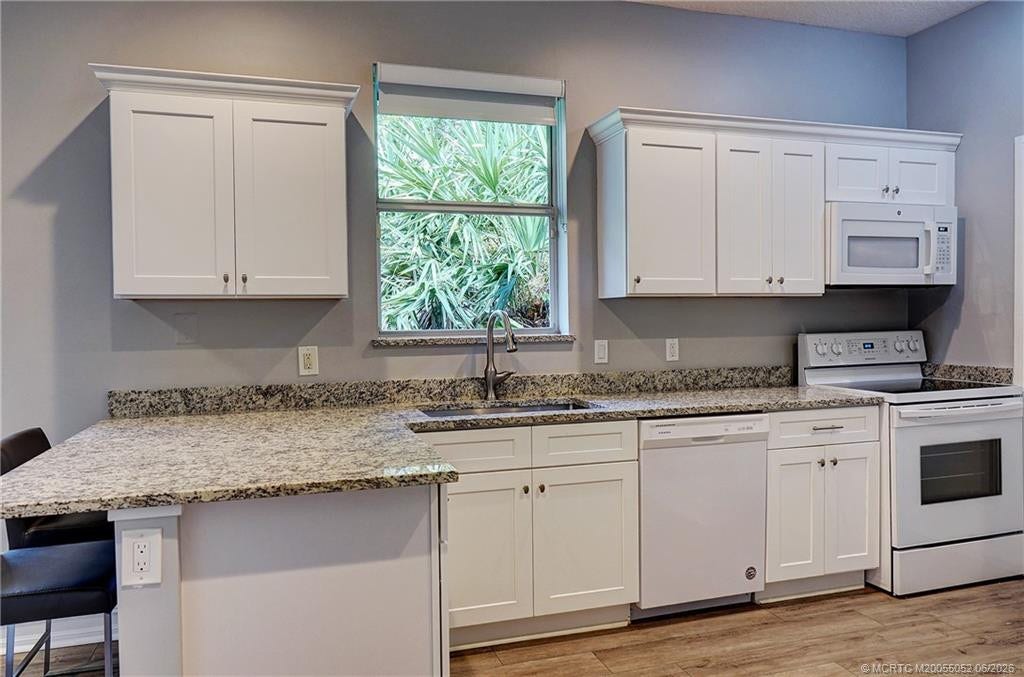 18421 Lake Bend Drive, Jupiter, FL 33458 Photo 21