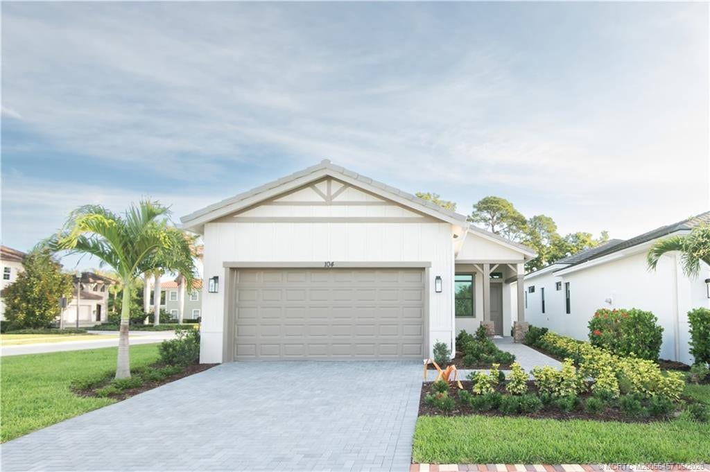 104 SE Strada Cervaro, Port St Lucie, FL 34952 Photo 2