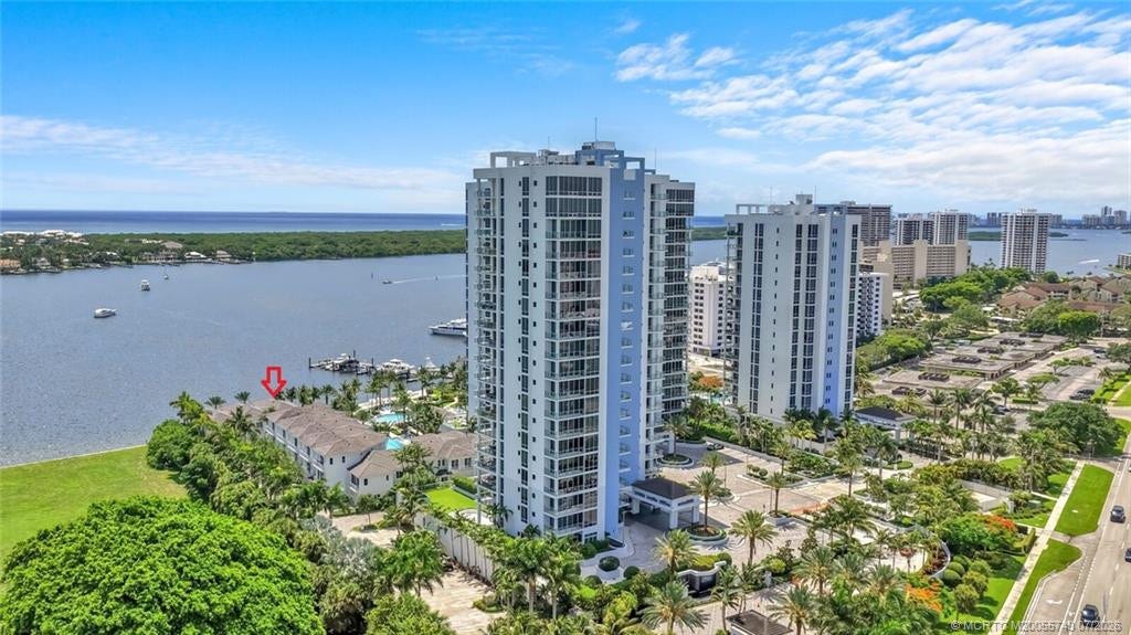 104 Water Club N, North Palm Beach, FL 33408 Aerial of the entire community facing East