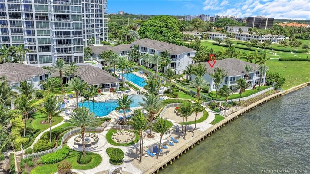 104 Water Club N, North Palm Beach, FL 33408 Aerial view of Residence