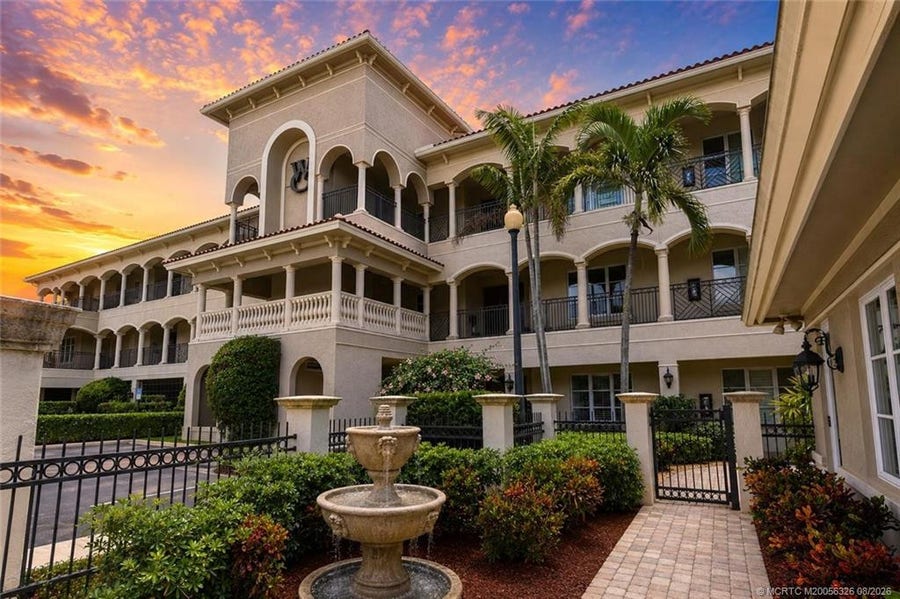 Property photo for 952 SE Willoughby Trace, Stuart, FL