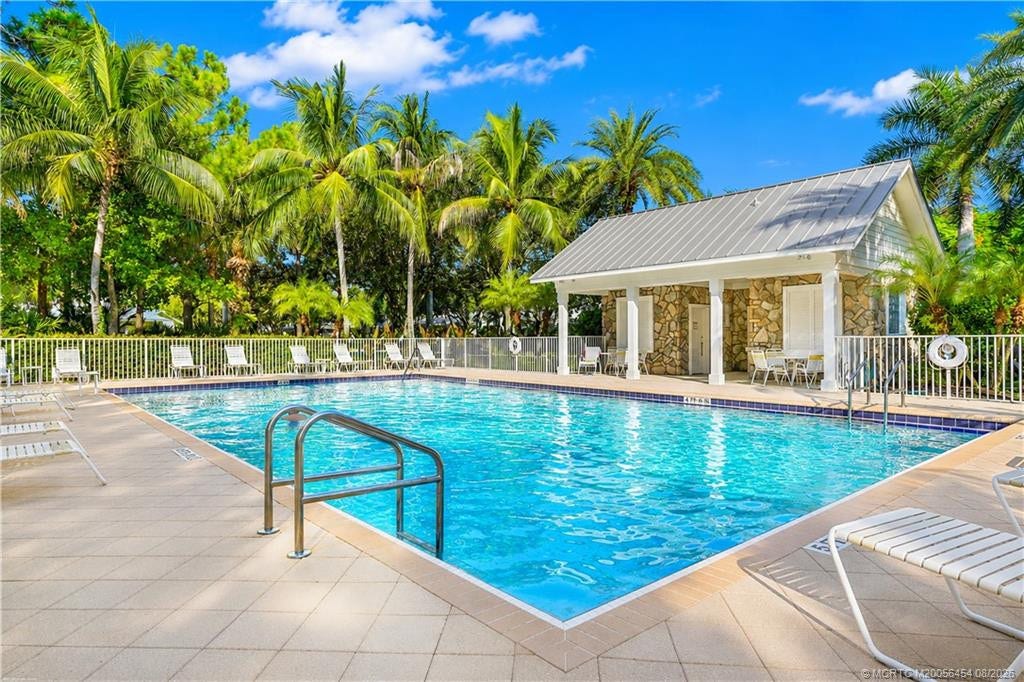 1421 Windley Key Way, Jupiter, FL 33458 Community Pool