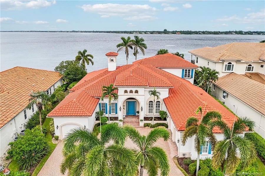 Property photo for 118 SW Palm Cove Drive, Palm City, FL