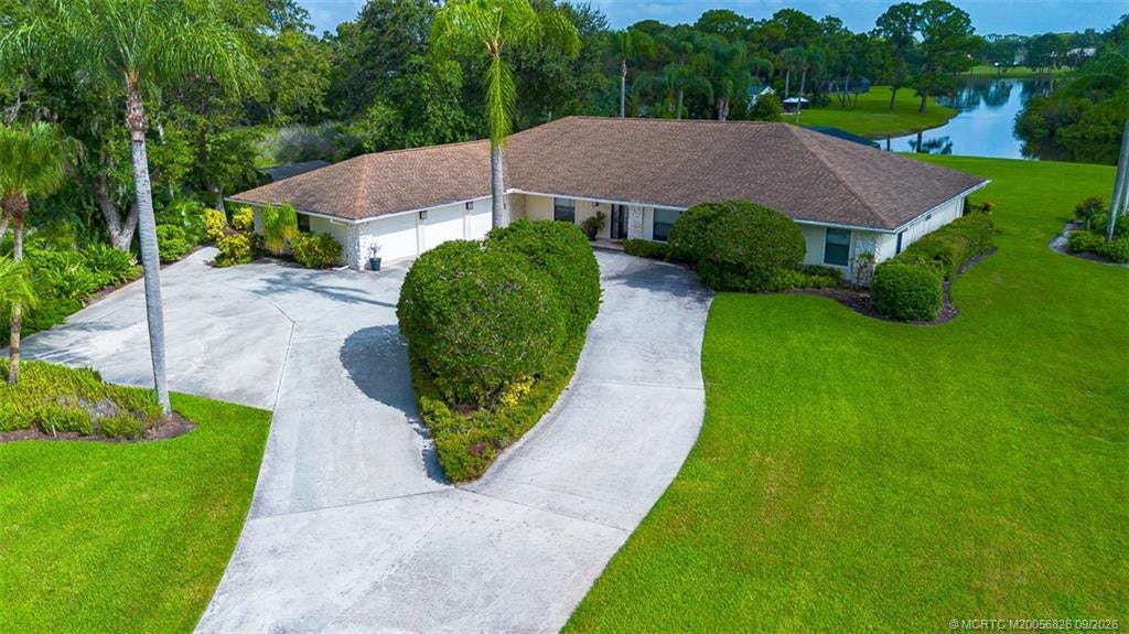 3495 SW Forest Hills Court, Palm City, FL 34990 Photo 2