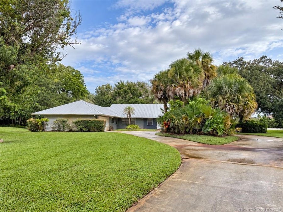 Property photo for 1505 SW Saint Andrews Drive, Palm City, FL