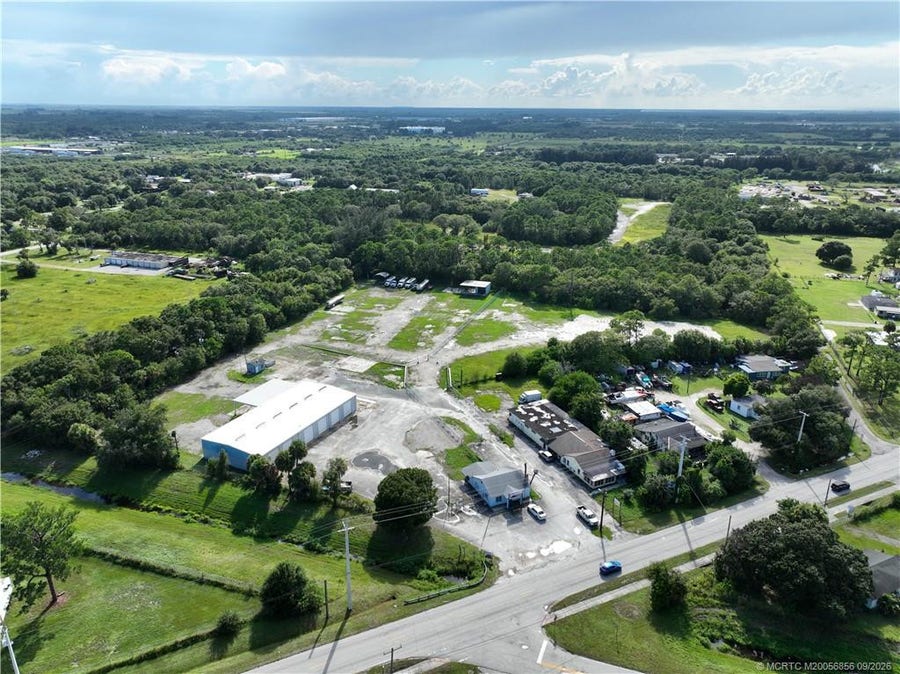 Property photo for 907 Angle Road, Fort Pierce, FL