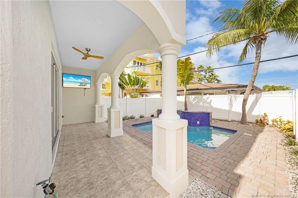 4339 Bougainvilla Drive, Lauderdale-By-The-Sea, Lauderdale By The Sea, FL 33308 Photo 8