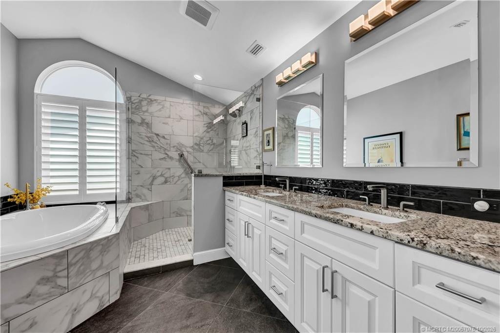 2024 NW Laurel Oak Lane, Palm City, FL 34990 Photo 17