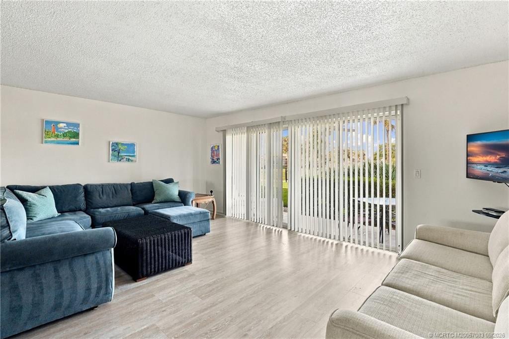 18520 SE Wood Haven Lane, #H, Jupiter, FL 33469 Photo 13