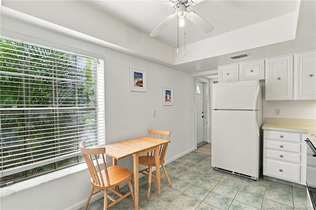 18520 SE Wood Haven Lane, #H, Jupiter, FL 33469 Photo 9