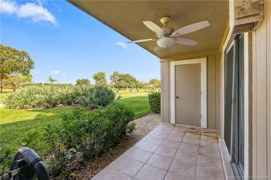 18520 SE Wood Haven Lane, #H, Jupiter, FL 33469 Photo 34