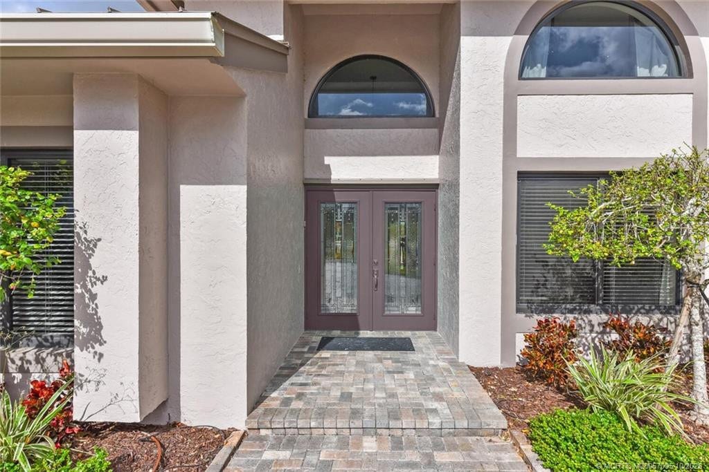 4194 SW Gleneagle Circle, Palm City, FL 34990 Photo 3