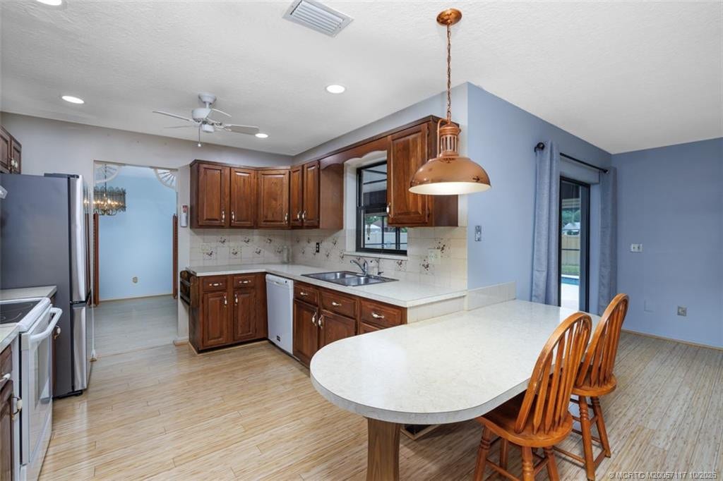 160 SE Duxbury Avenue, Port St Lucie, FL 34983 Photo 21