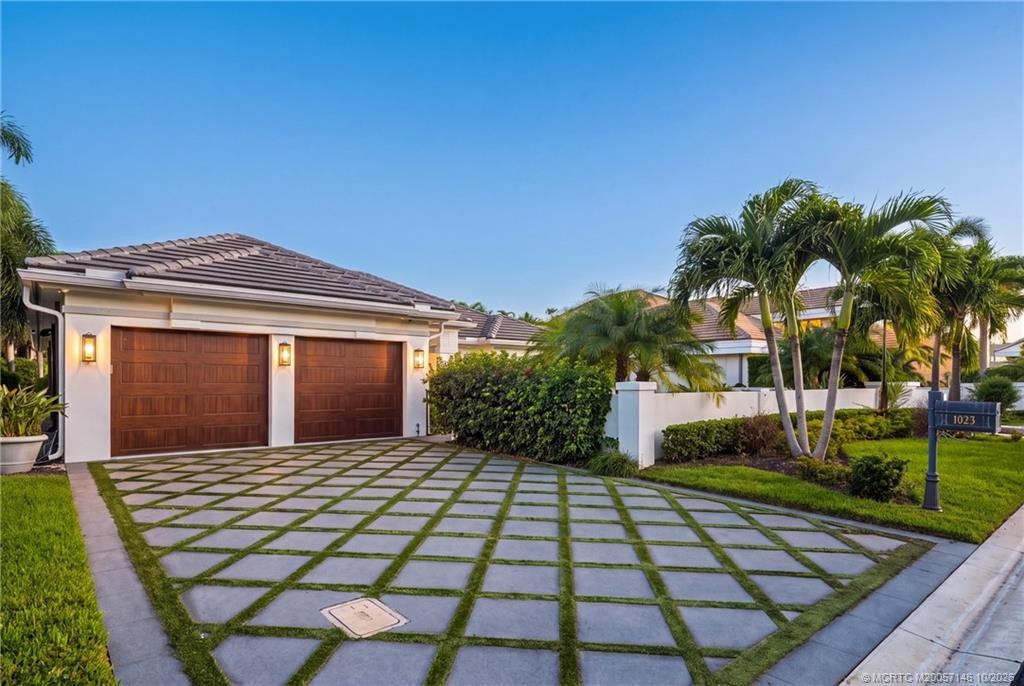 3220 W Channel Circle, Jupiter, FL 33477 Photo 3