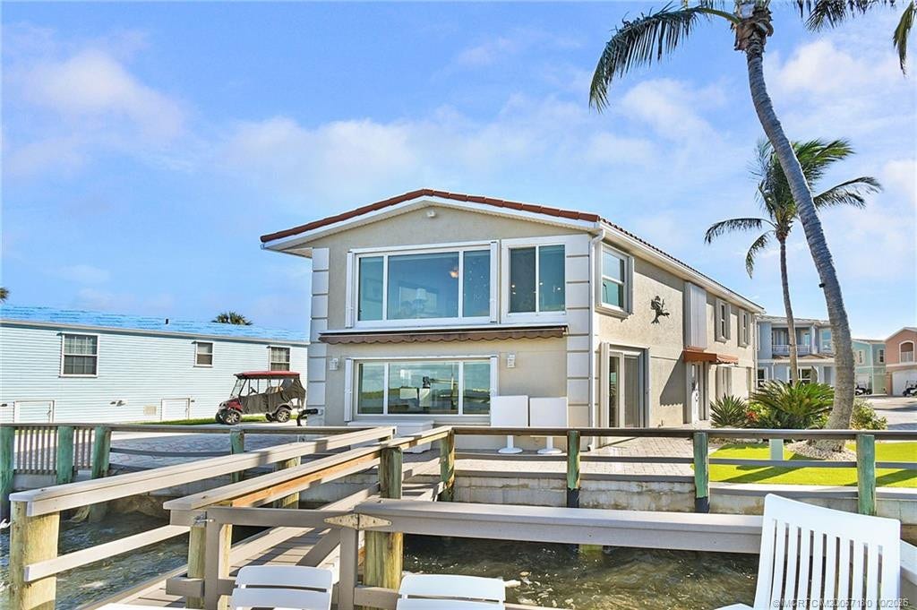 4 Nettles Boulevard, Jensen Beach, FL 34957 Photo 6