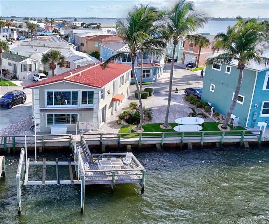 4 Nettles Boulevard, Jensen Beach, FL 34957 Photo 1