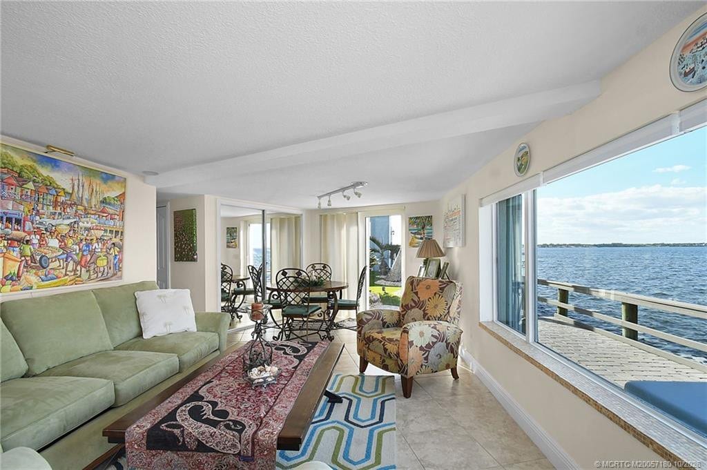 4 Nettles Boulevard, Jensen Beach, FL 34957 Photo 17