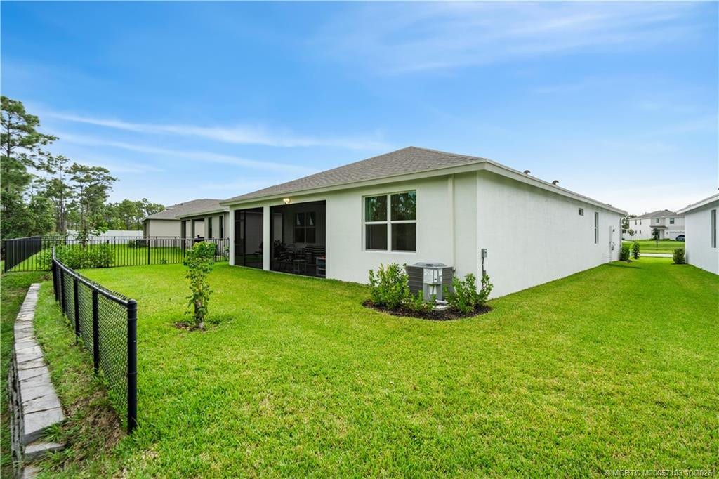 7030 SE Park Trace Drive, Stuart, FL 34997 Photo 49