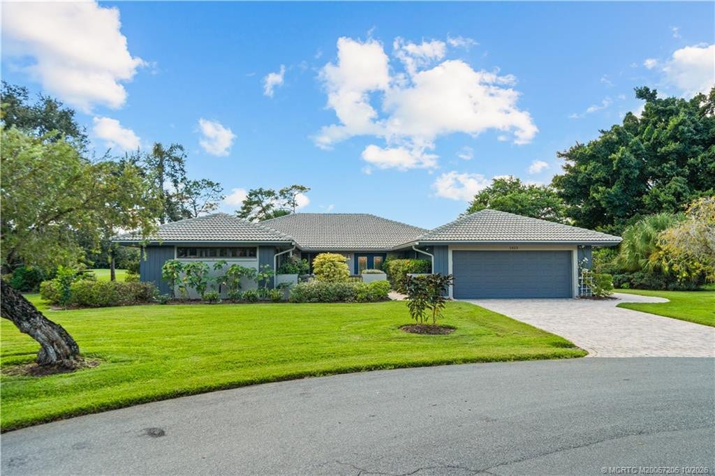 1423 SW Troon Circle, Palm City, FL 34990 Photo 8