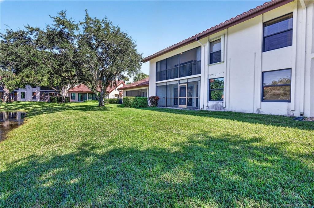 6070 SE Martinique Drive, #202, Stuart, FL 34997 Photo 6