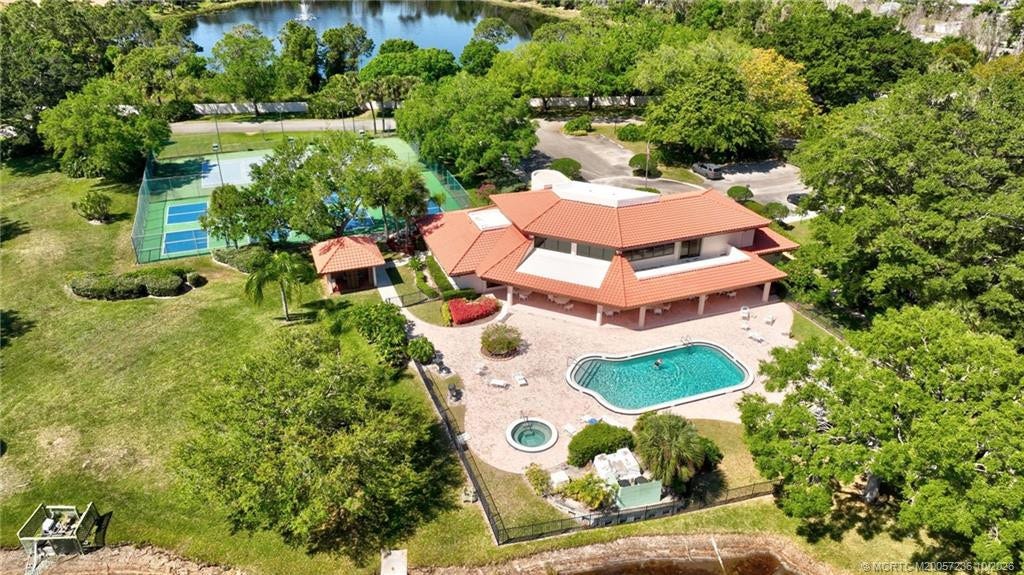 6070 SE Martinique Drive, #202, Stuart, FL 34997 Photo 55