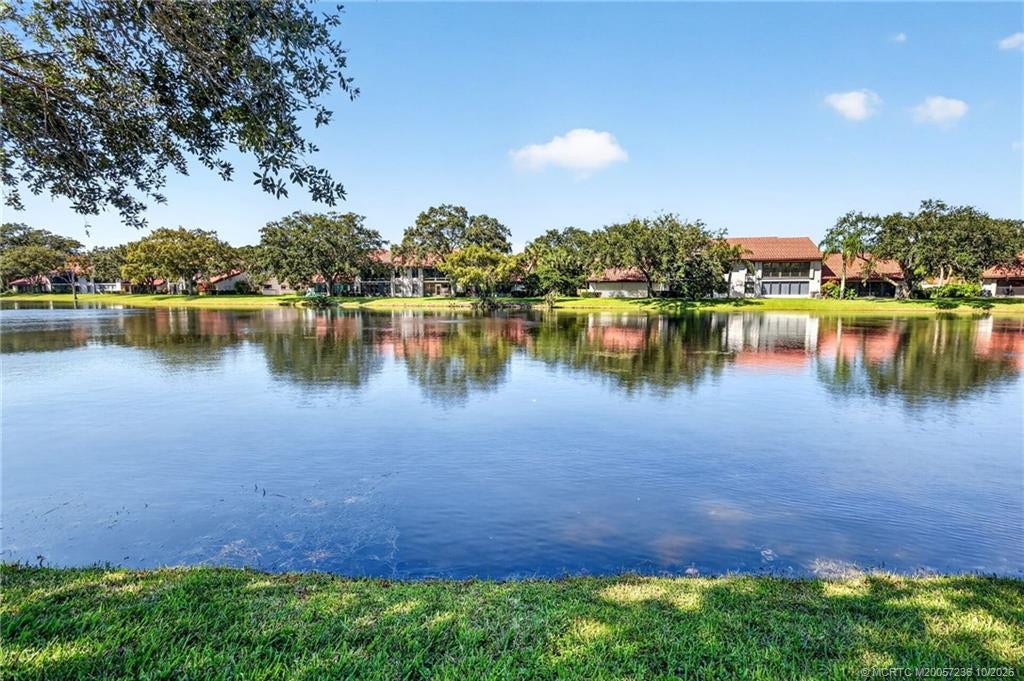 6070 SE Martinique Drive, #202, Stuart, FL 34997 Photo 7