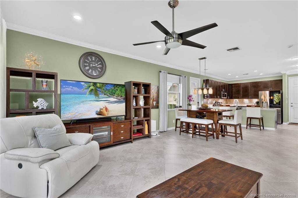 615 SW Glen Crest Way, Stuart, FL 34997 Photo 9