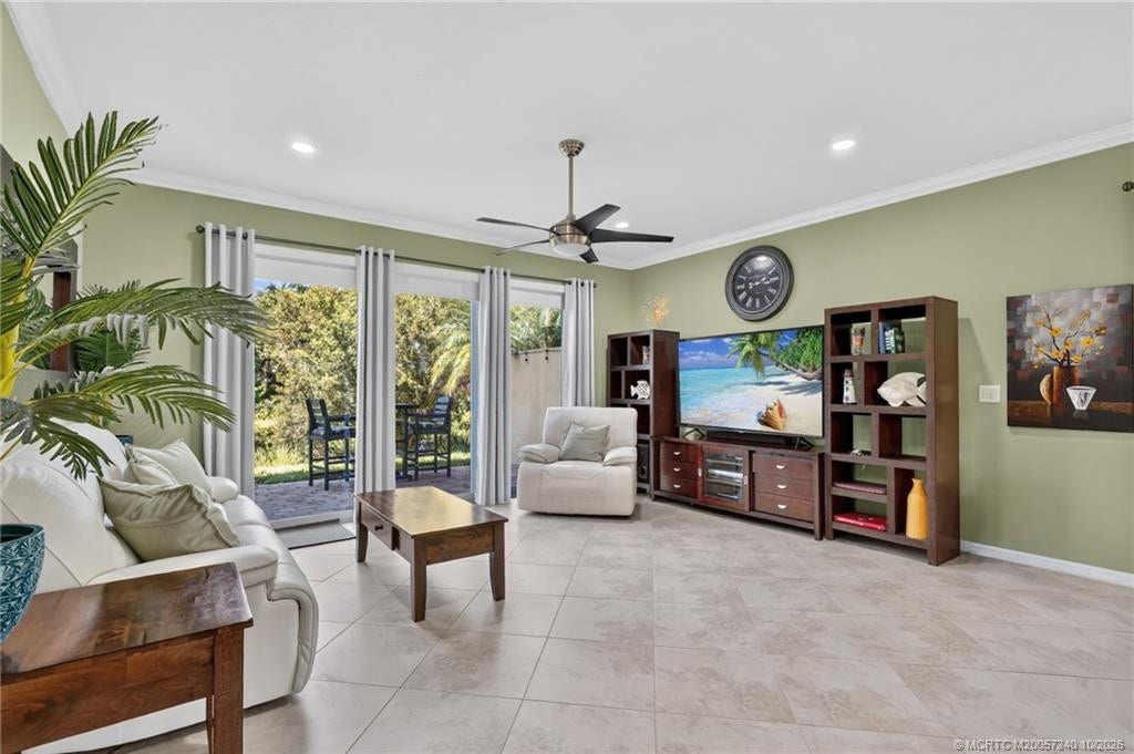 615 SW Glen Crest Way, Stuart, FL 34997 Photo 6