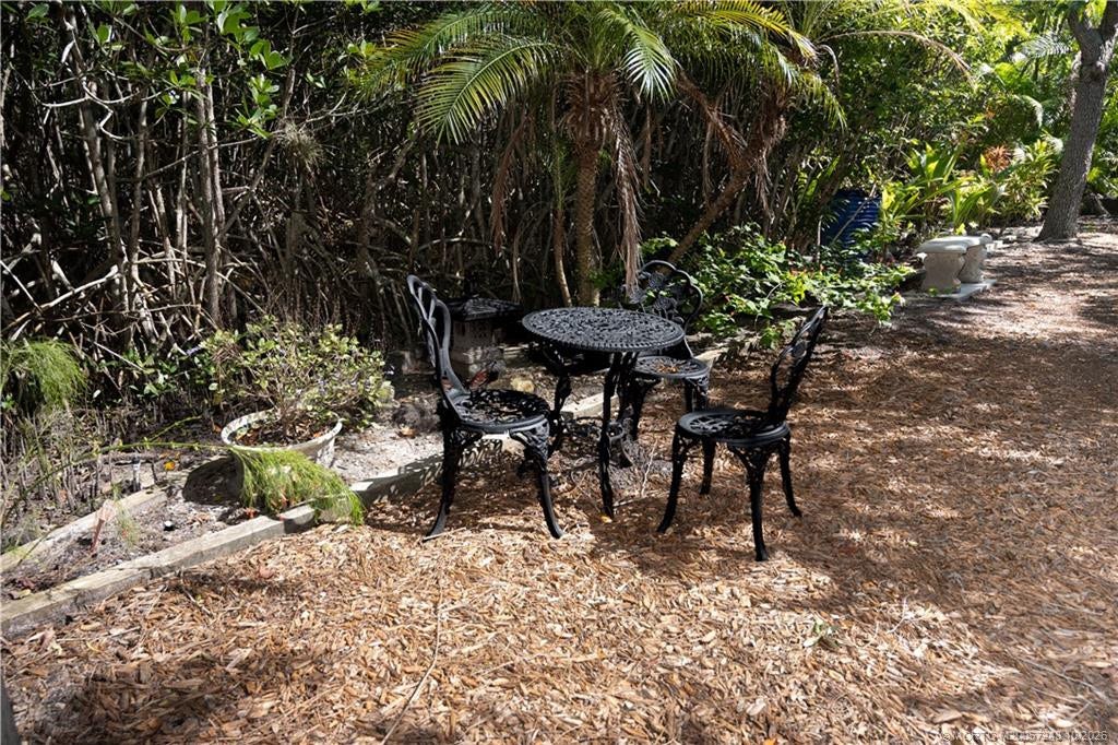 356 Grove Isle Circle, Vero Beach, FL 32962 Photo 46