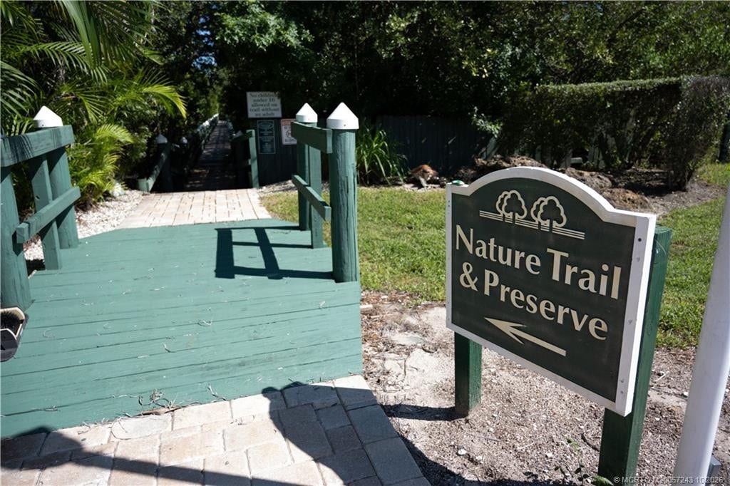 356 Grove Isle Circle, Vero Beach, FL 32962 Photo 34