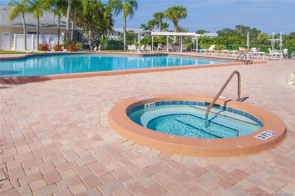 356 Grove Isle Circle, Vero Beach, FL 32962 Photo 47