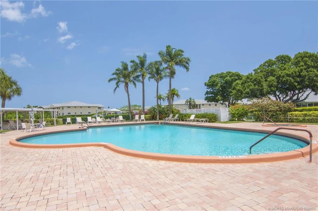 356 Grove Isle Circle, Vero Beach, FL 32962 Photo 52