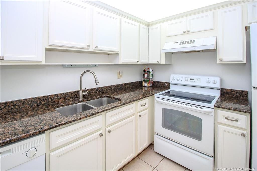 800 NW Fork Road, #3-12, Stuart, FL 34994 Photo 8