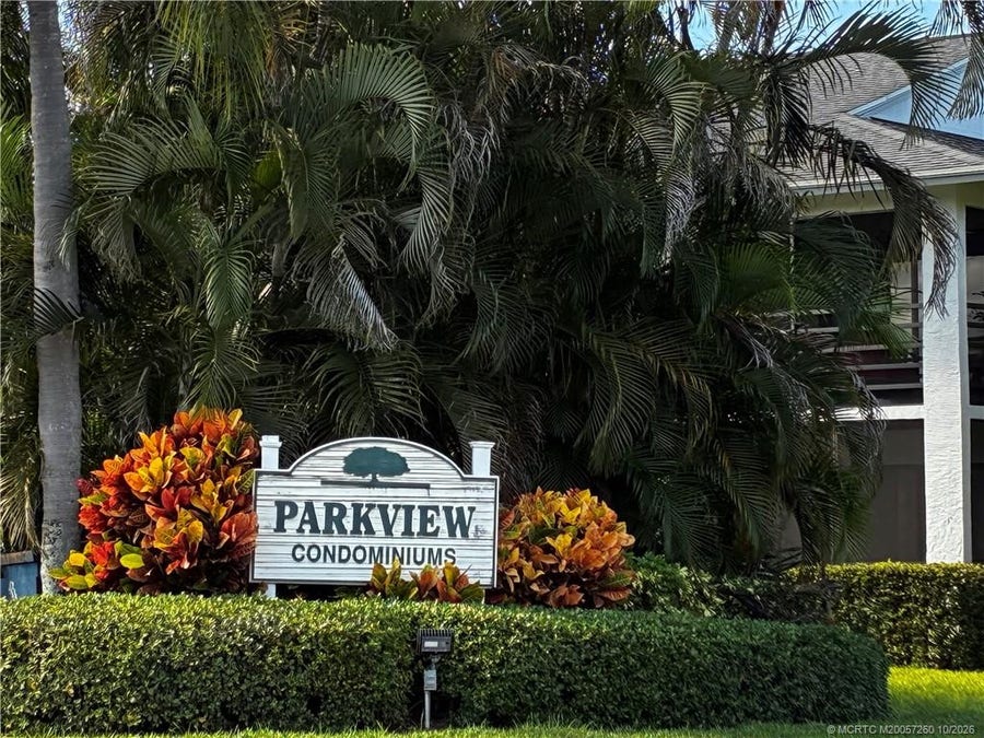 Property photo for 1200 SE Parkview Place SE, #F6, Stuart, FL