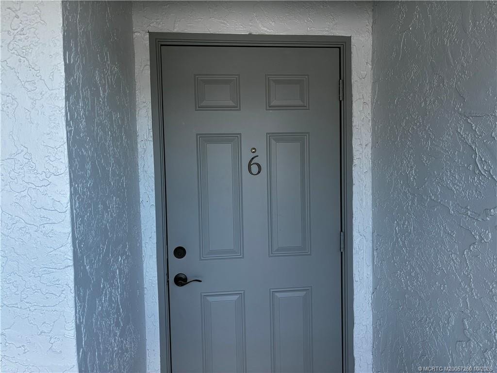 1200 SE Parkview Place SE, #F6, Stuart, FL 34994 Photo 4