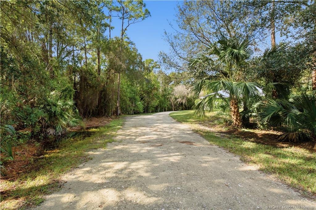 5223 SW Quail Hollow Street, Palm City, FL 34990 Photo 3