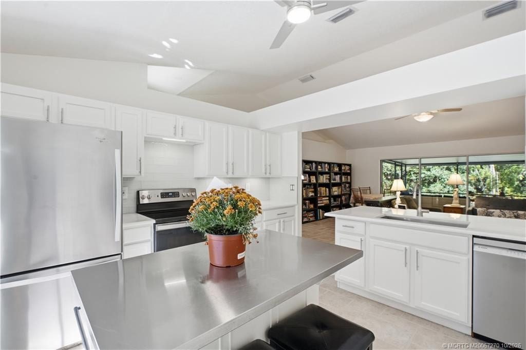 5223 SW Quail Hollow Street, Palm City, FL 34990 Photo 12