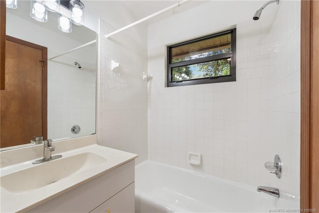 5820 SW Grove Street, Palm City, FL 34990 2nd bath