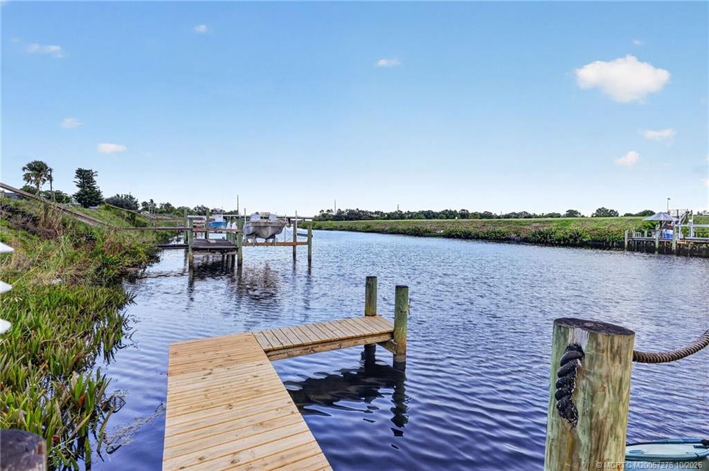 2657 SW Harem Circle, Port St Lucie, FL 34953 River and ocean access