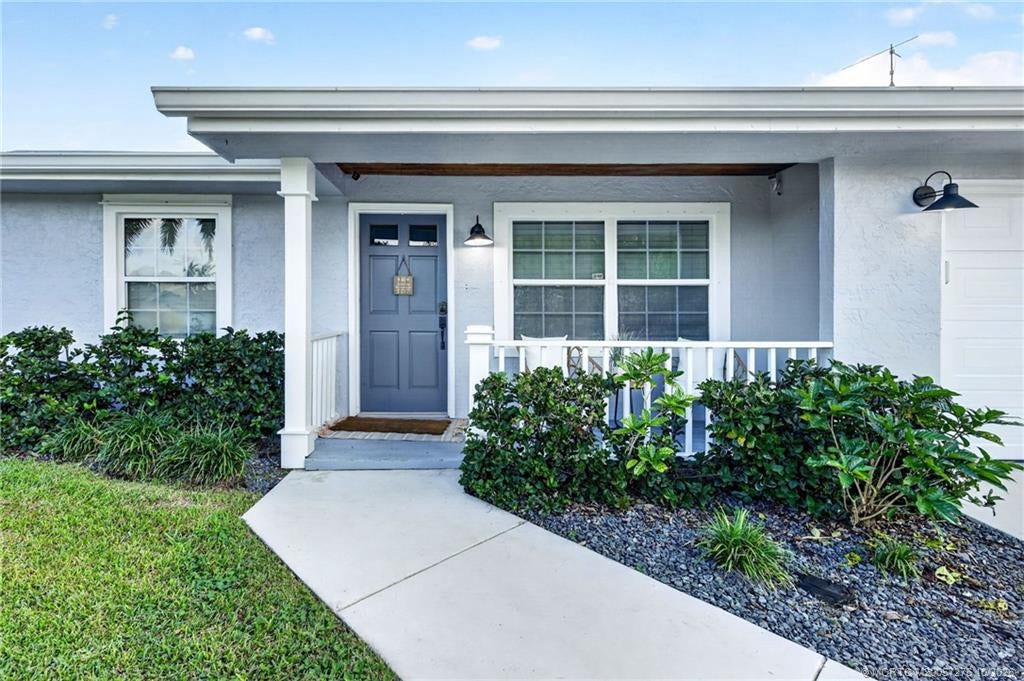 2657 SW Harem Circle, Port St Lucie, FL 34953 Welcome home! 2026- freshly painted exterior