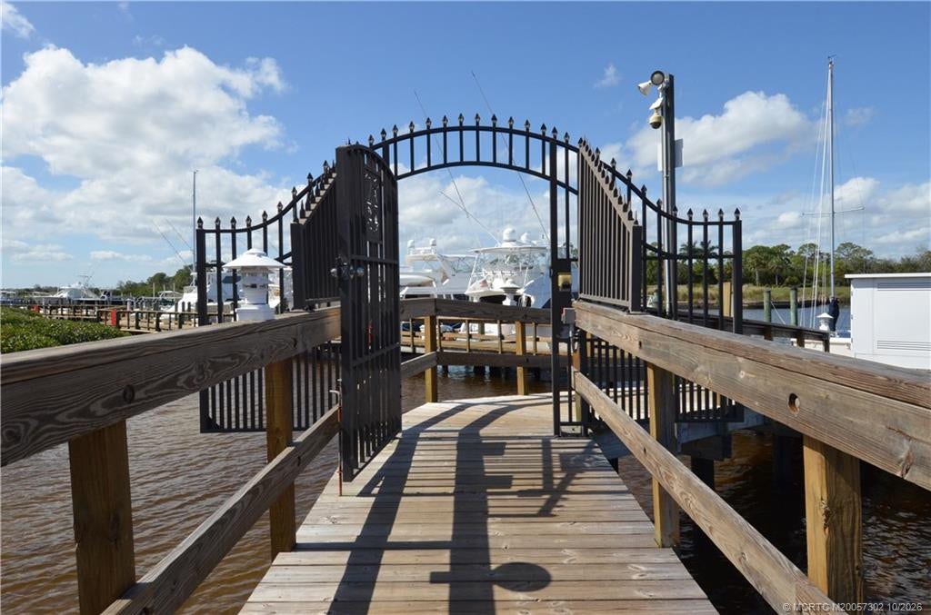 33 SW Palm Cove Drive, Palm City, FL 34990 Photo 29