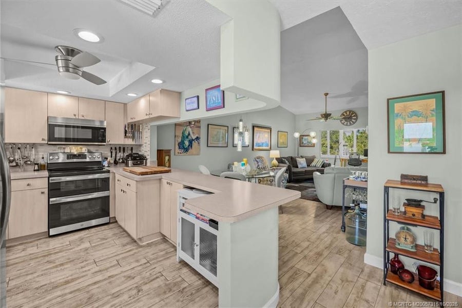 Property photo for 2950 SE Ocean Boulevard, #121-6, Stuart, FL