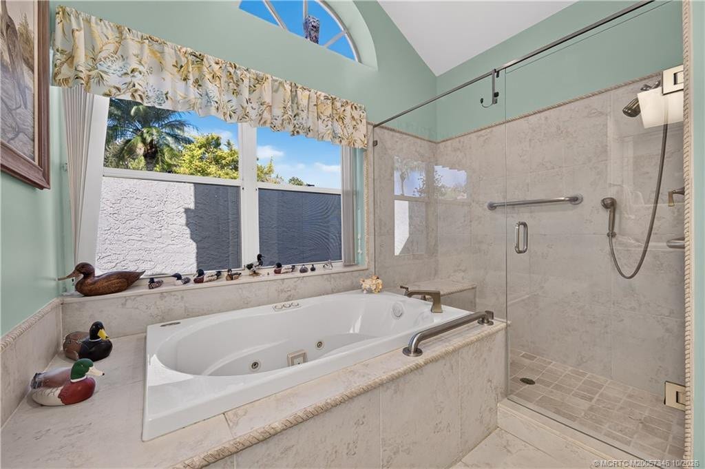 1642 NW Sweet Bay Circle, Palm City, FL 34990 Primary Suite Bath