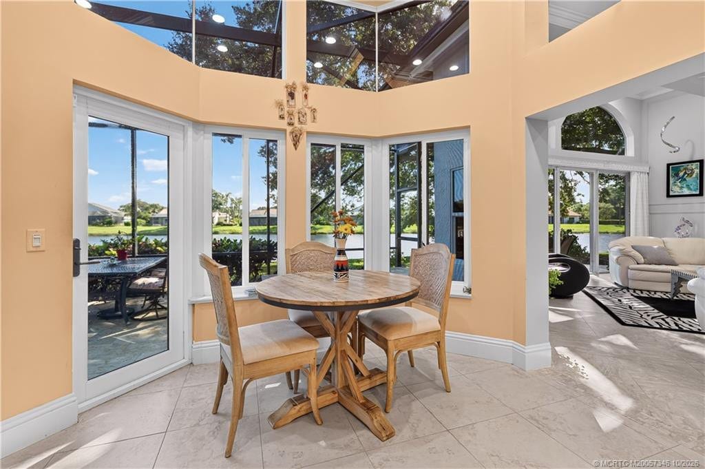 1642 NW Sweet Bay Circle, Palm City, FL 34990 Casual Dining