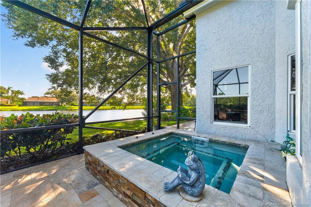 1642 NW Sweet Bay Circle, Palm City, FL 34990 Built-in Spa