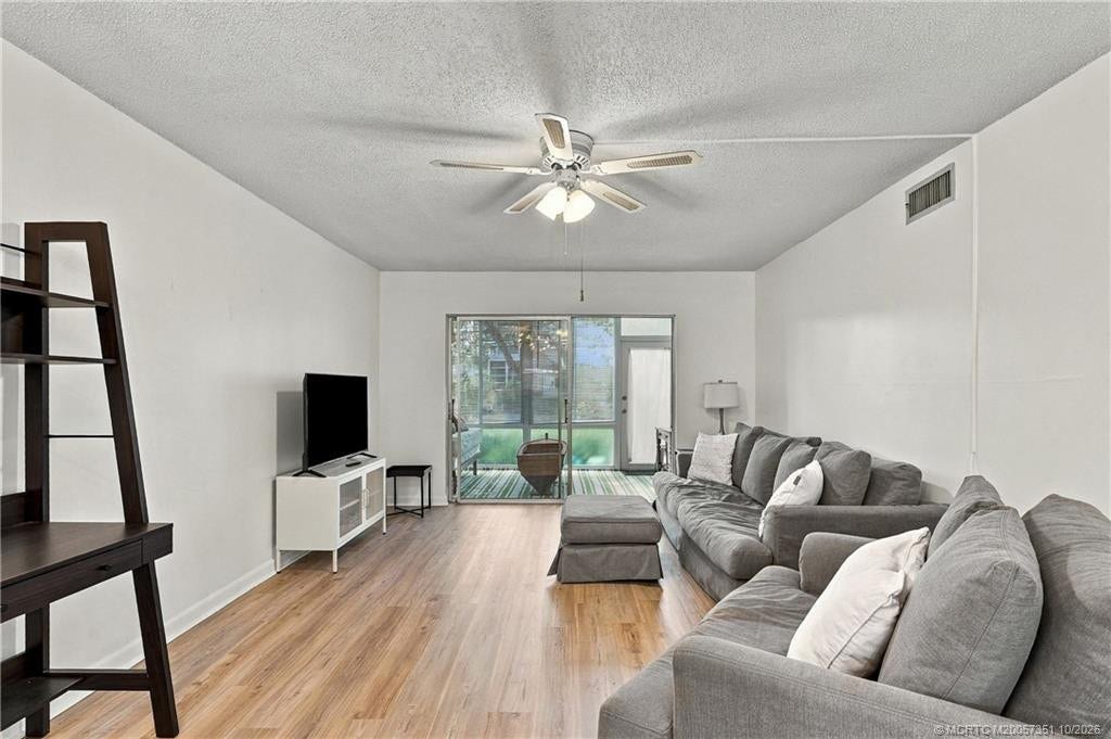 2950 SE Ocean Boulevard, #5-2, Stuart, FL 34996 Photo 6