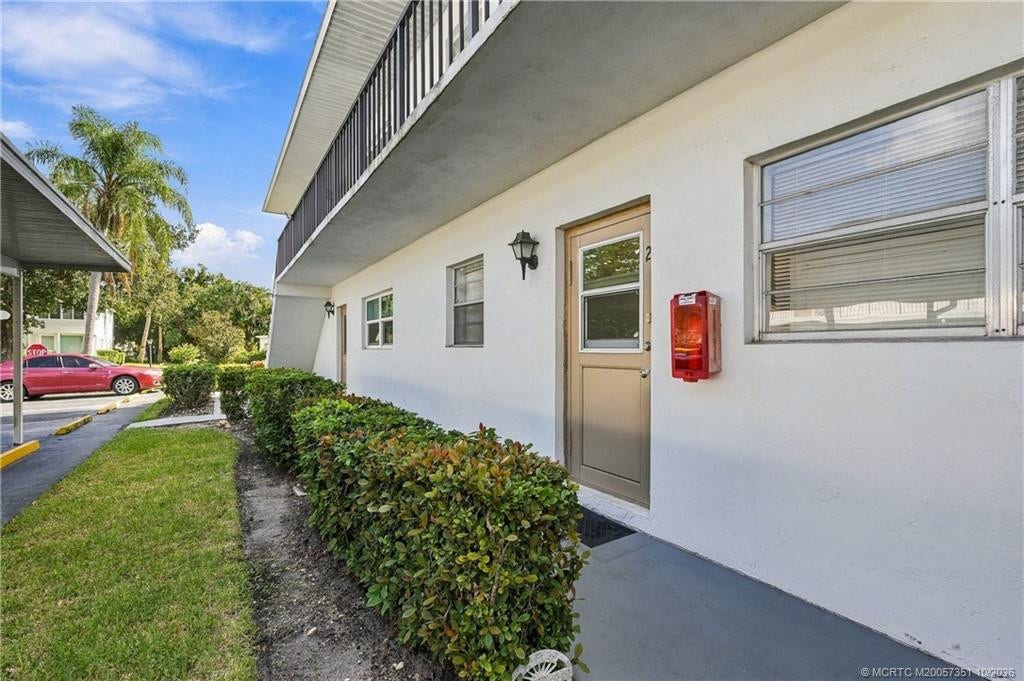 2950 SE Ocean Boulevard, #5-2, Stuart, FL 34996 Photo 24