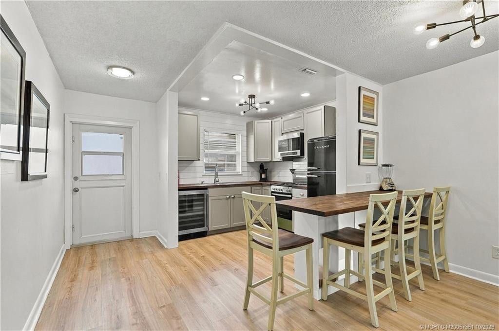 2950 SE Ocean Boulevard, #5-2, Stuart, FL 34996 Photo 3